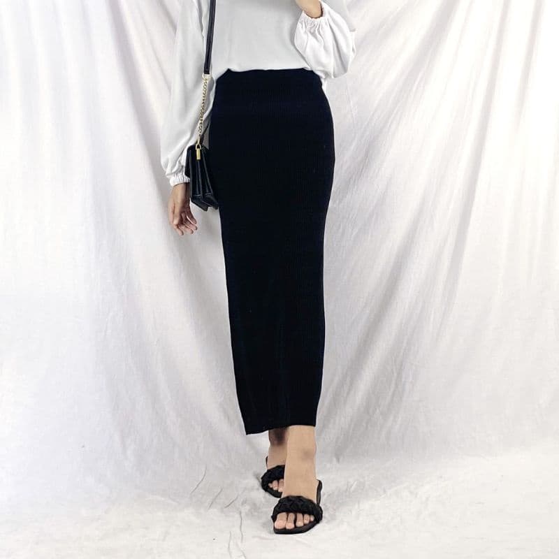 Rok Span Rajut Premium: Nyaman, Stylish, & Serbaguna!