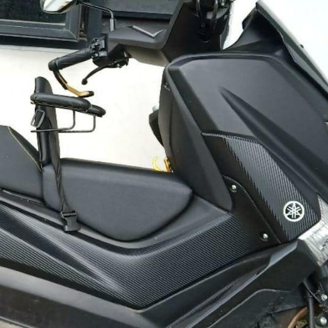 Review Yamaha NMAX: Si Raja Jalanan yang Makin Canggih