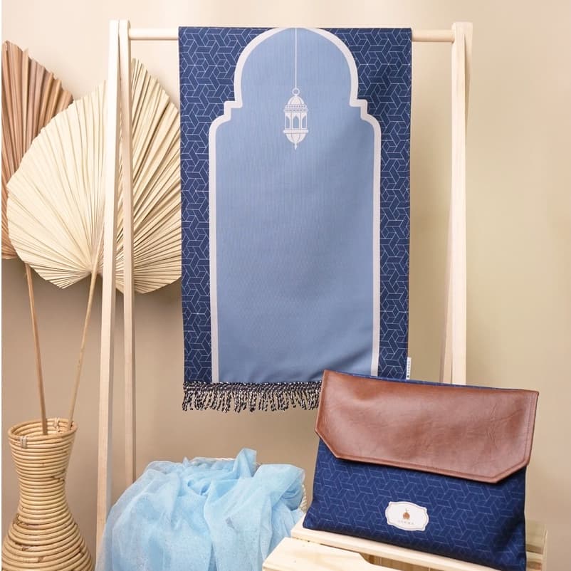 Review Sajadah Sakha Lantern: Teman Ibadah Traveling Estetik