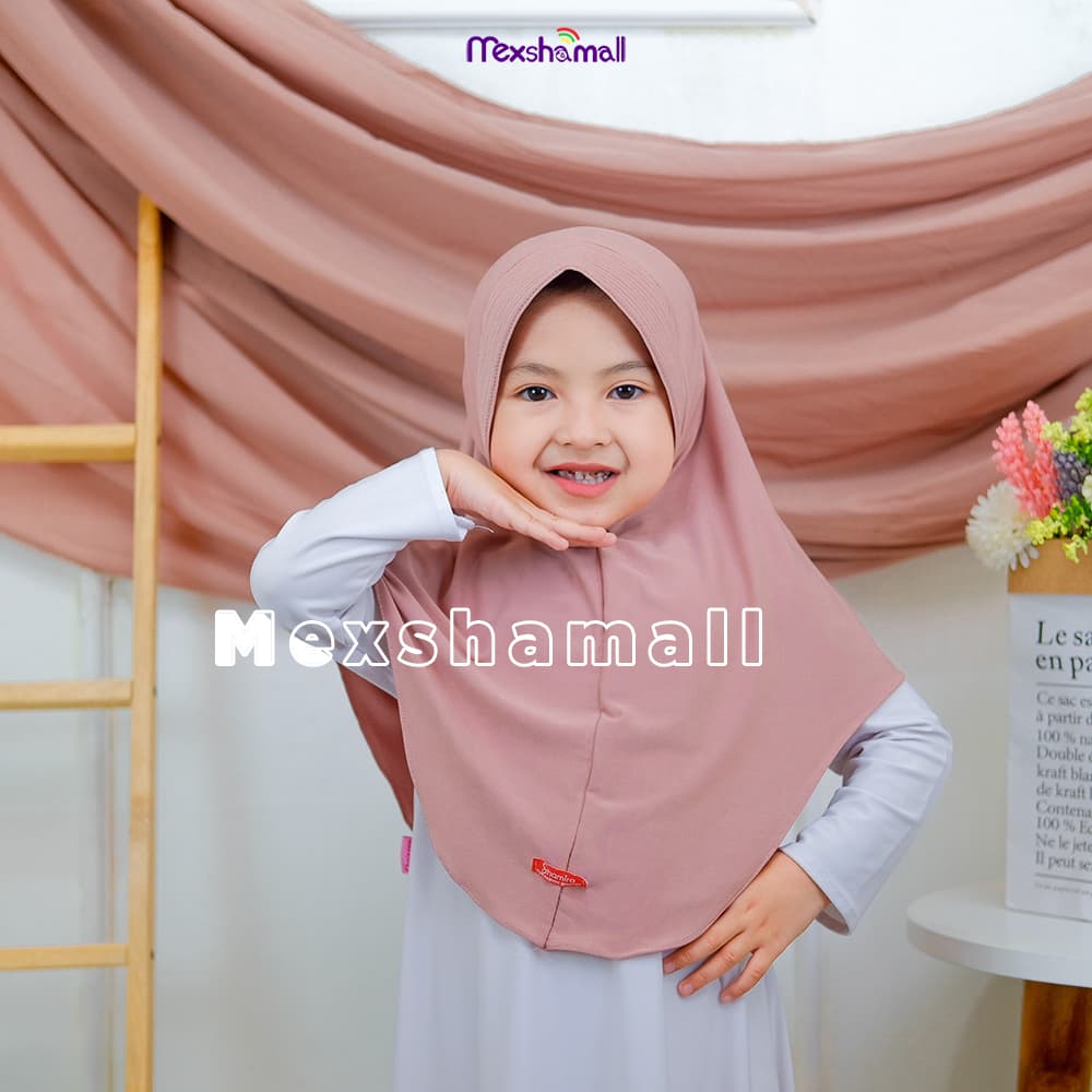 Review Shamira Sakinah Pinguin: Jilbab Anak Anti Gerah & Ribet