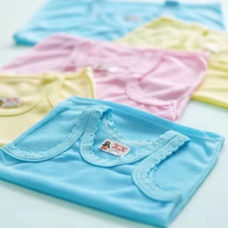 Review Kaos Dalam Anak: Si Mungil Polos Penuh Guna