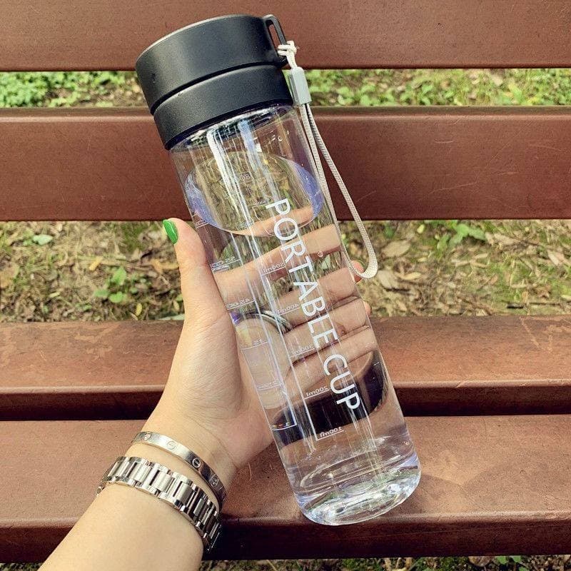 Review Botol Minum Portable Cup: Murah Meriah, Tapi Awet?