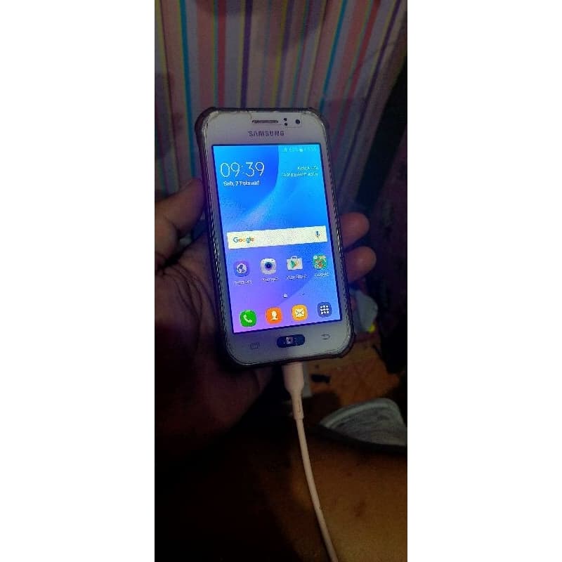 Samsung Galaxy J1 Ace: Si Mungil Tangguh yang Bikin Nostalgia