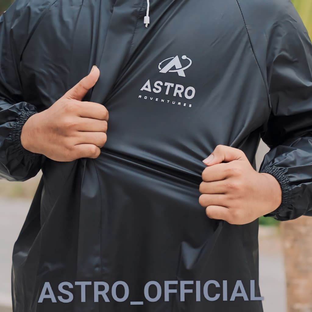 Jas Hujan ASTRO ADVENTURES: Anti Rembes, Tebal, Siap Terobos Hujan!