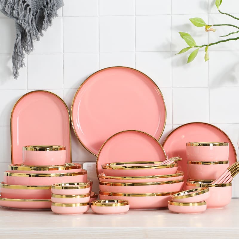 Review ASHOME: Piring Keramik Sultan yang Bikin Ngiler!