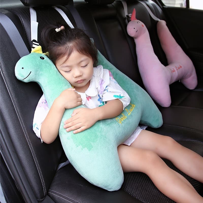 Review Bantal Tidur Mobil Anak: Solusi Anti Pegal Si Kecil