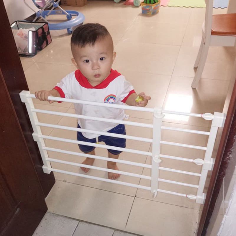 Review Pagar Pengaman Bayi: Penjaga Setia Si Petualang Cilik