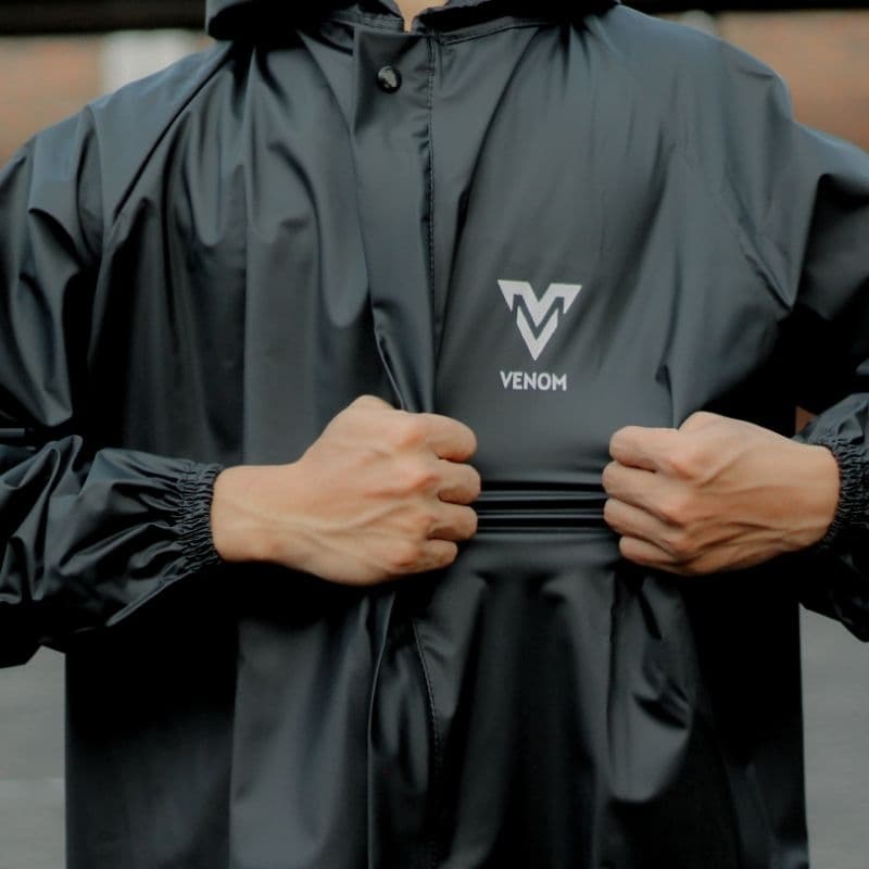 Review Jas Hujan VENOM: Siap Tempur di Musim Hujan?