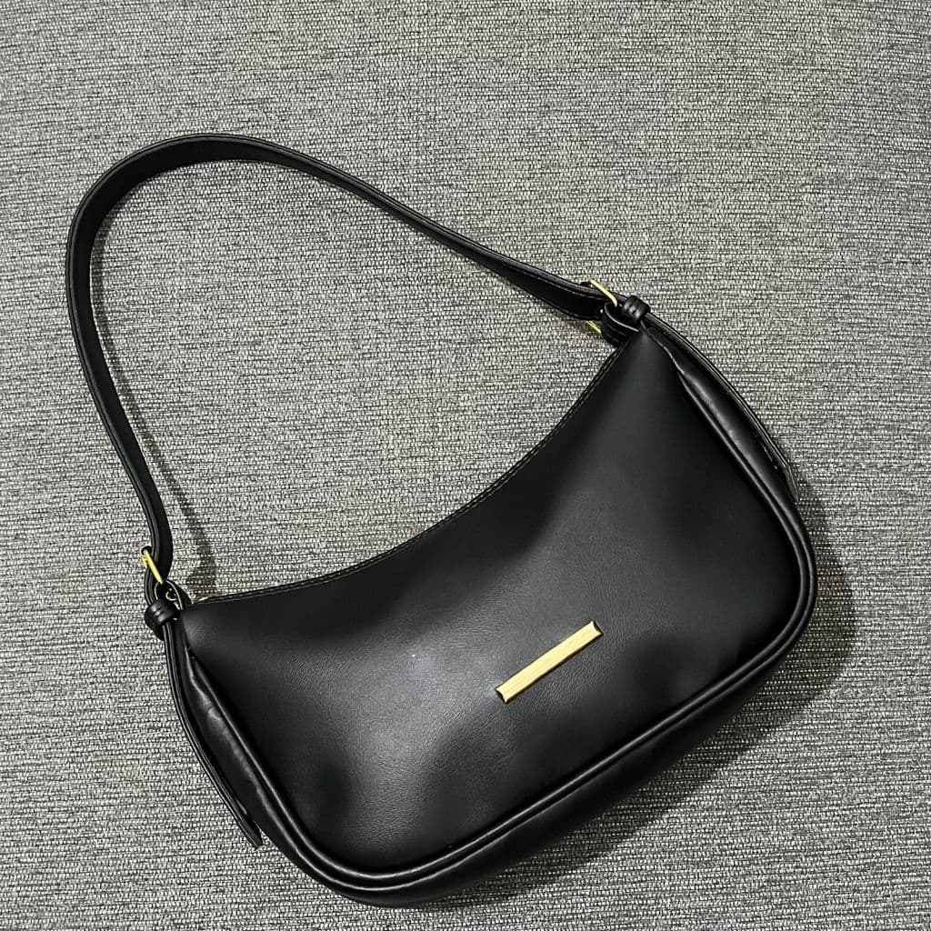 Review Shoulder Bag Kenzie: Tas Wanita Stylish & Terjangkau!