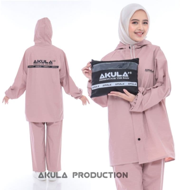 Review Jas Hujan Akula: Anti Rembes, Harga Ramah di Kantong