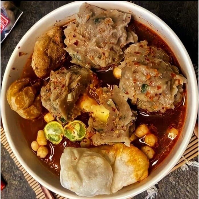 Review Baso Urat Kriwil: Sensasi Kriuk yang Bikin Nagih!