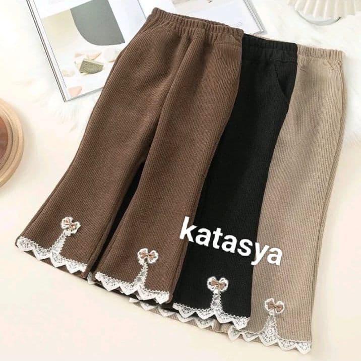 Legging Anak Cutbray Renda: Gaya Gemas, Nyaman Seharian!
